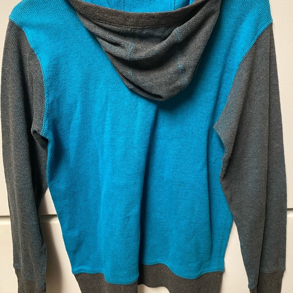 Boys Quiksilver Hoodie. Size Medium - Picture 4 of 4